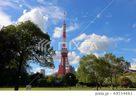 Tokyo Tower as seen from Shiba Park, Minato-ku, Tokyo, Japan Tokyo Tower as seen from Shiba Park, Minato-ku, Tokyo, Japan 69554661