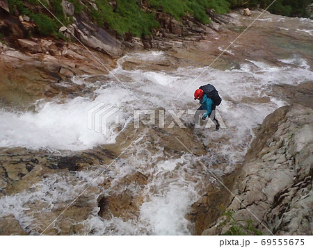 沢登り　北アルプス　赤木沢 69555675