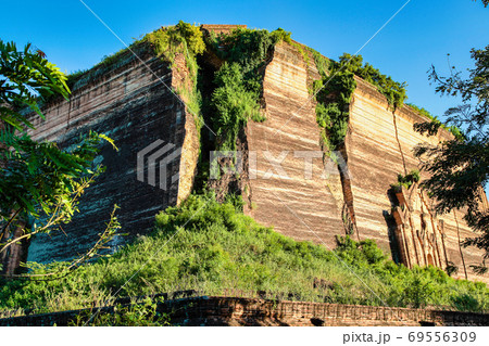 The giant stupa of Mingun Pahtodawgyi Paya at Mingun, Myanmar former Burma 69556309