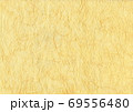 黄色の和紙　テクスチャ 69556480