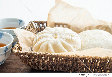 中華まん　ピザマンと肉まん 69568807