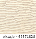 Seamless pattern of white sand. Repeating texture of waves on sandy beach background 69571828
