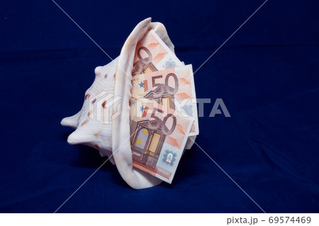 on a blue background in the marine sink money 50 Euro 69574469
