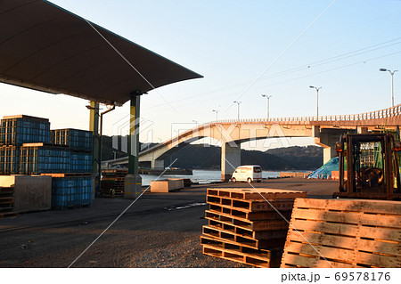 鹿児島県・長島町の東町漁協加工課 鹿児島県・長島町の東町漁協加工課 69578176