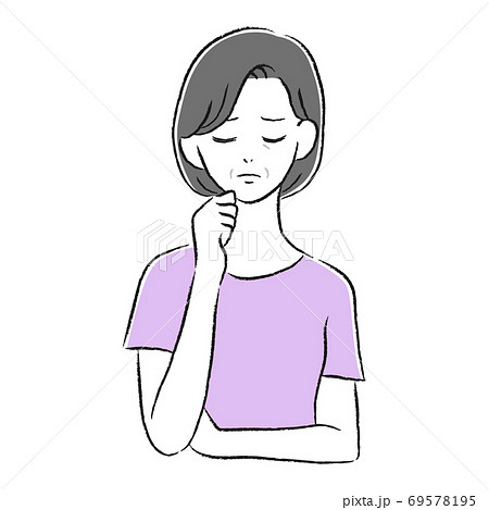 悩んでいる女性 考える 悩んでいる女性 考える 69578195