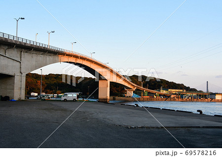 鹿児島県・長島町の薄井港市場 69578216