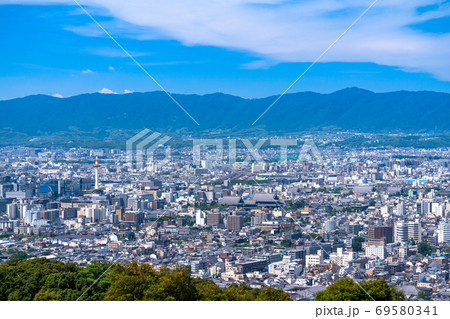 《京都府》京都タワーと街並み 《京都府》京都タワーと街並み 69580341