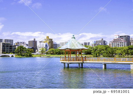 水と緑のオアシス　大濠公園　（福岡市中央区） 69581001
