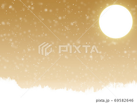 満月と雪の降る金色の空と森のイラスト素材