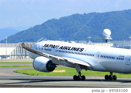 大阪国際空港 飛行機 離陸 大阪国際空港 飛行機 離陸 69583100