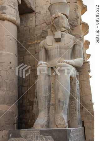 Colossal seated figures of the deified Ramesses II Colossal seated figures of the deified Ramesses II 69585522