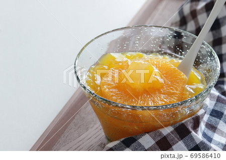 カットオレンジとナタデココゼリーの写真素材