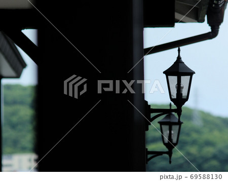 レトロな街燈 69588130