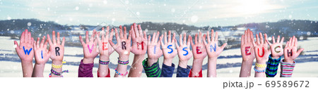 Children Hands Building Wir Vermissen Euch Means We Miss You, Winter Background Children Hands Building Wir Vermissen Euch Means We Miss You, Winter Background 69589672