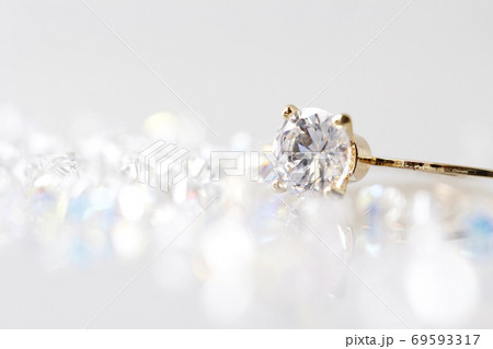 宝石 ダイヤモンド 装飾 69593317