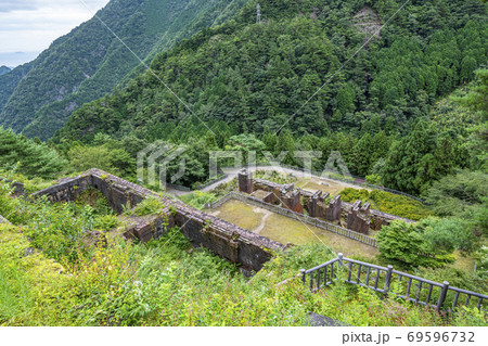 愛媛県新居浜市 東洋のマチュピチュこと旧別子銅山東平地区 東平貯鉱庫跡 愛媛県新居浜市 東洋のマチュピチュこと旧別子銅山東平地区 東平貯鉱庫跡 69596732