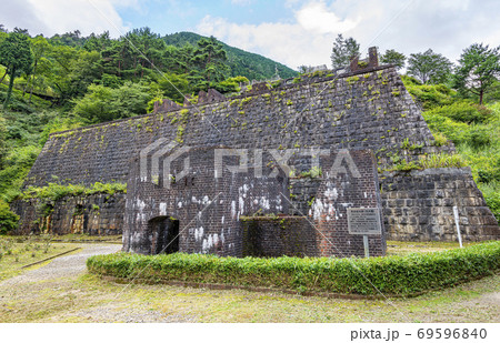 愛媛県新居浜市　東洋のマチュピチュこと旧別子銅山東平地区　東平貯鉱庫跡 69596840