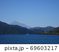 芦ノ湖から望む富士山5j 69603217