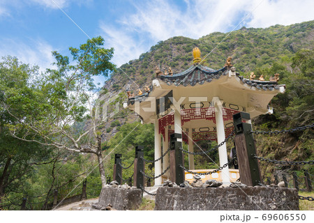 タロコ峡谷（岳王廟）　台湾・花蓮 69606550