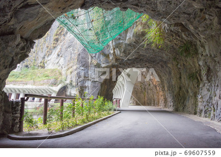 タロコ峡谷(九曲洞) 台湾・花蓮 タロコ峡谷(九曲洞) 台湾・花蓮 69607559