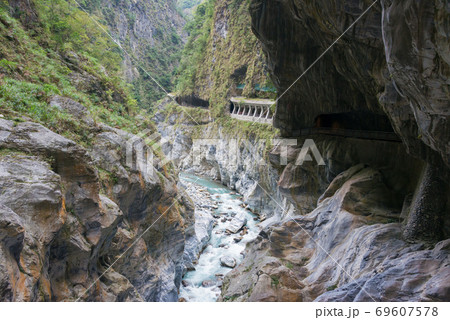 タロコ峡谷(九曲洞) 台湾・花蓮 タロコ峡谷(九曲洞) 台湾・花蓮 69607578