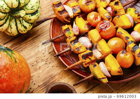 Pumpkin vegetable kebab. 69612003