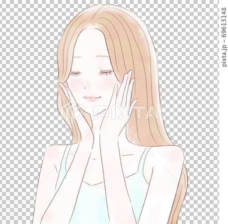 目を閉じる女性　スキンケアのイメージ 69613148