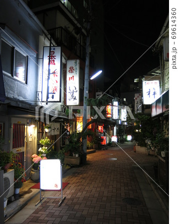江東区門前仲町にある飲み屋街の辰巳新道 69614360