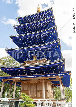 宝塚にある中山寺の五重塔の写真素材 [69615436] - PIXTA