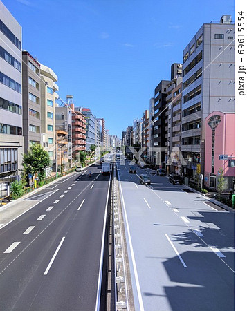 歩道橋から見た山手通り 縦位置 歩道橋から見た山手通り 縦位置 69615554