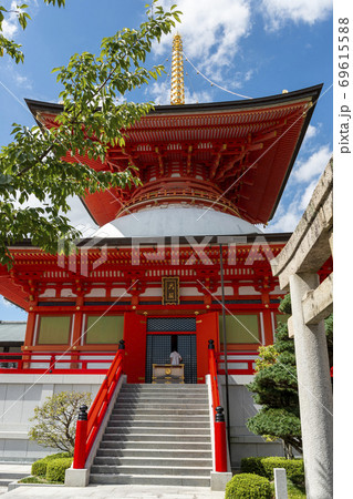 宝塚にある中山寺の大願塔 宝塚にある中山寺の大願塔 69615588