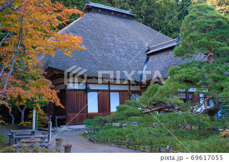 秋の常楽寺 69617055