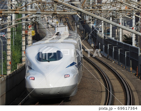 新幹線N700S　J7編成　山科付近にて 69617364