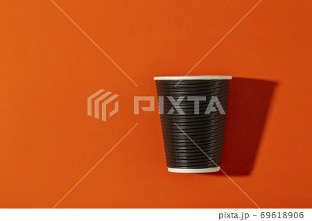 Black coffee paper cup 69618906