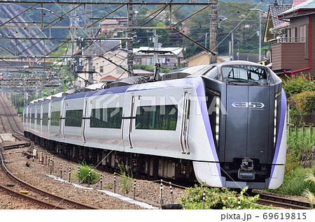 中央本線 四方津ー上野原 Jr東日本 53系 S104編成 松本 あずさ かいじの写真素材