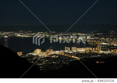 【比叡山ドライブウェイから見る琵琶湖 (夜景)】 滋賀県大津市山上町 69620558