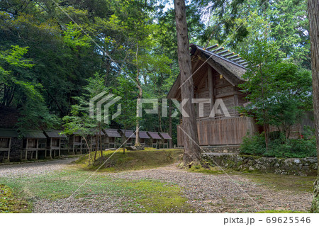 京都福知山 元伊勢内宮 皇大神社の境内風景 69625546