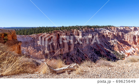Panoramic view of amazing sandstone formations in scenic Bryce Canyon National Park 69625649
