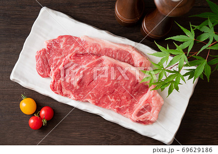 国産牛肉　サーロイン 69629186