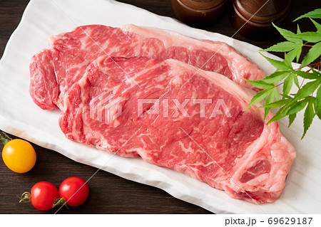 国産牛肉　サーロイン 69629187