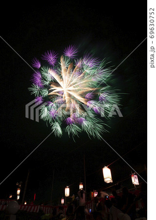 【新潟県】片貝まつりの花火。浅原神社秋季例大祭奉納大煙火。 69630752