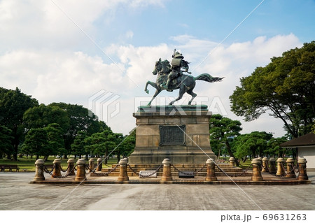 皇居 楠木正成像 69631263