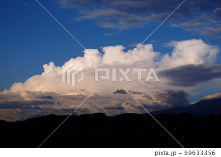雲 クラウド くも 69633356