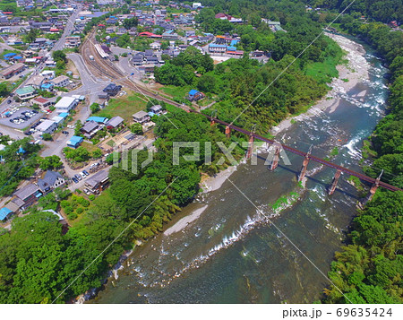 荒川橋梁〜ドローンで空撮(埼玉県秩父郡長瀞町長瀞・皆野町下田野) 荒川橋梁〜ドローンで空撮(埼玉県秩父郡長瀞町長瀞・皆野町下田野) 69635424