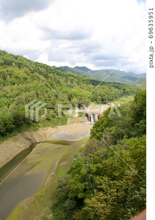 桂沢湖、三笠、建設現場、作業現場、緑、自然、樹木、湖 69635951