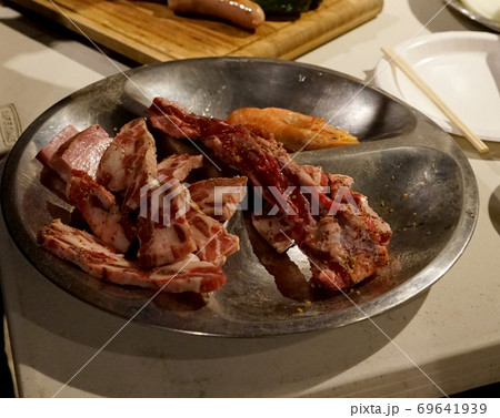 BBQ BBQ 69641939