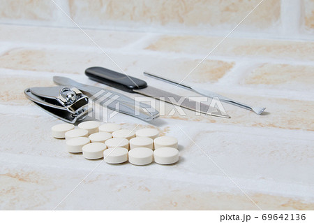 爪切り, ヘルスケア, やすり, ピンセット, 常備薬, 薬, 錠剤, シルバー, 衛生, 耳かき 爪切り, ヘルスケア, やすり, ピンセット, 常備薬, 薬, 錠剤, シルバー, 衛生, 耳かき 69642136
