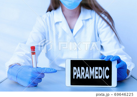 Writing note showing Paramedic. Business photo Writing note showing Paramedic. Business photo 69646225