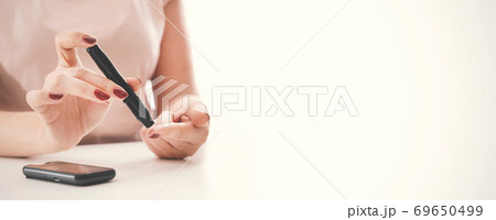 Diabetes checking blood sugar level Diabetes checking blood sugar level 69650499