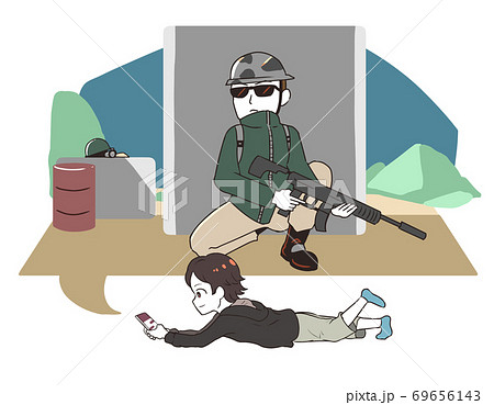 スマホゲームで遊ぶ男の子　横向き　サバゲ―系 69656143